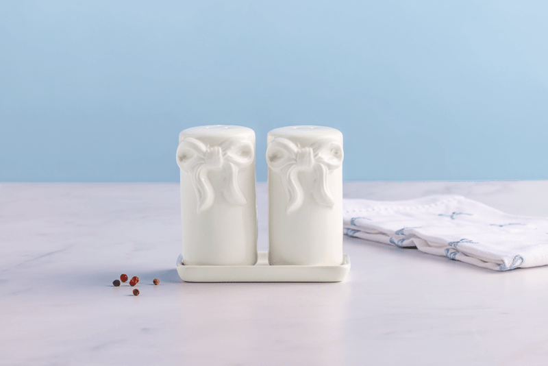 Bow Salt & Pepper