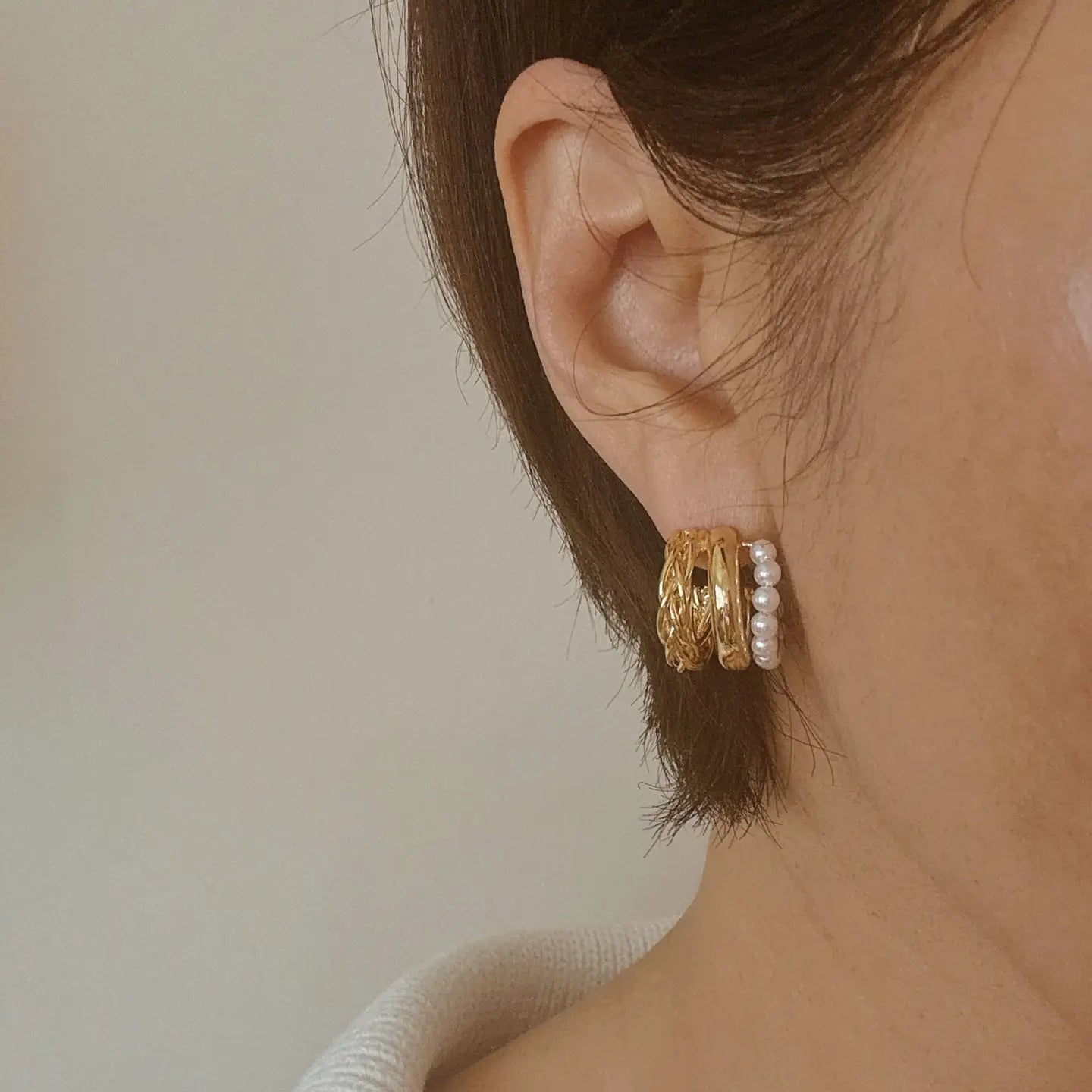 Triple Lovey Pearl Earring