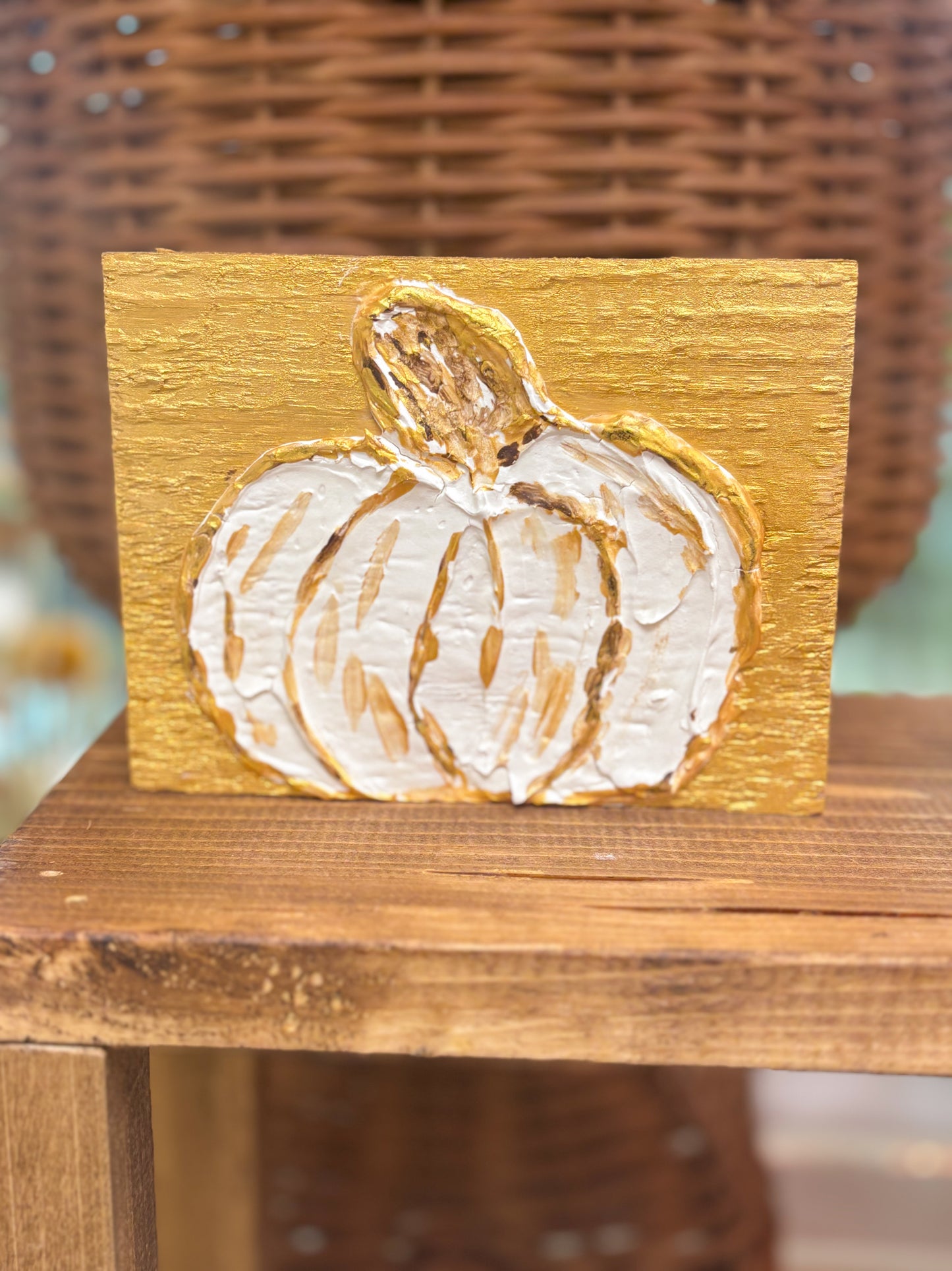 JW Golden Pumpkin