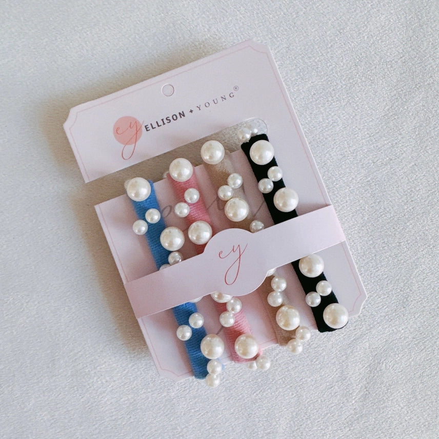 Snowed in Pearls Hair Ties Set