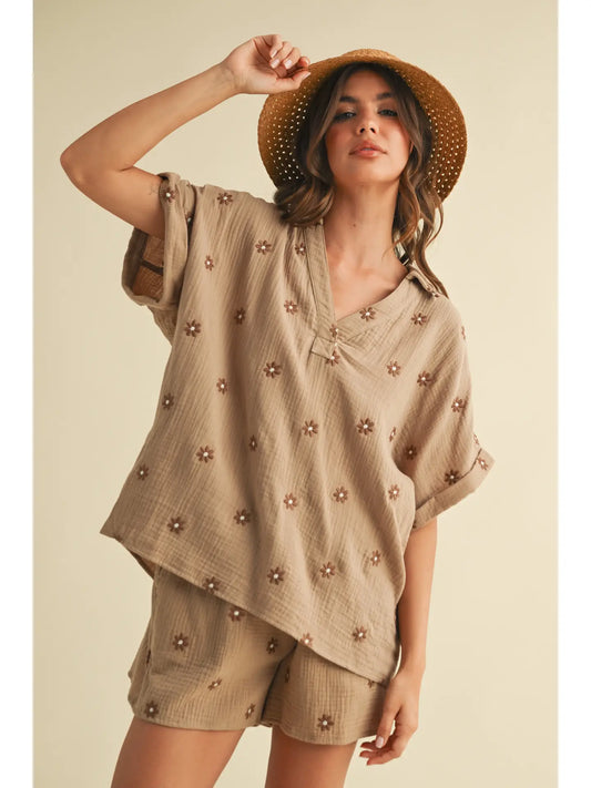 Flower Embroidery Short Set