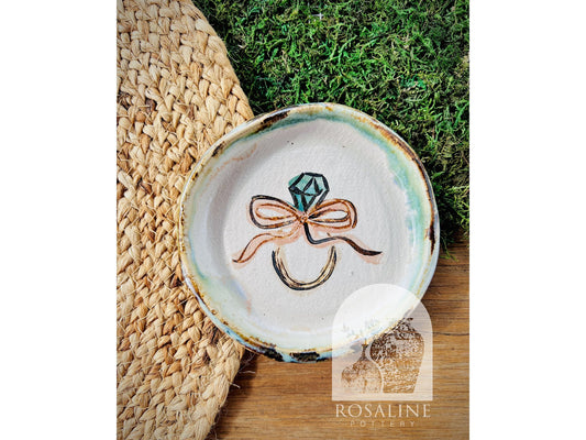 Tying the Knot Dish