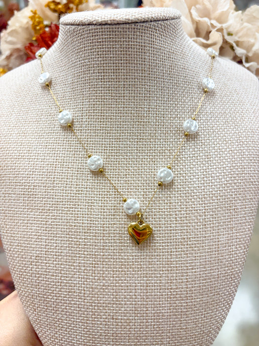 Golden Heart Pearl Necklace