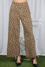 Stretchy Leopard Jeans
