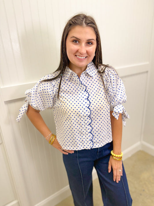 Scallop Dot Top