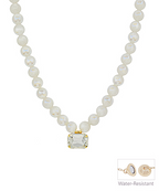 Beaded Necklace with Crystal
