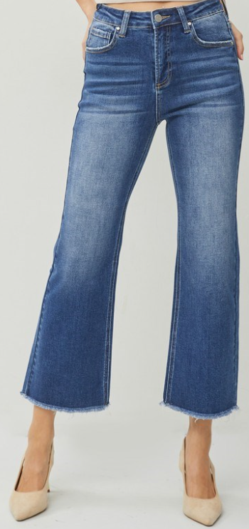 Risen Crop Fray Jeans