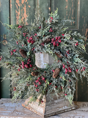 Divinity Berry Cedar Wreath