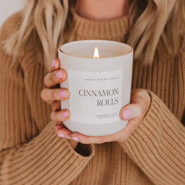 Cinnamon Rolls 15oz Candle