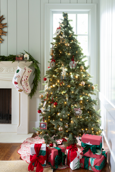 Christmas Toiled Tree Skirt